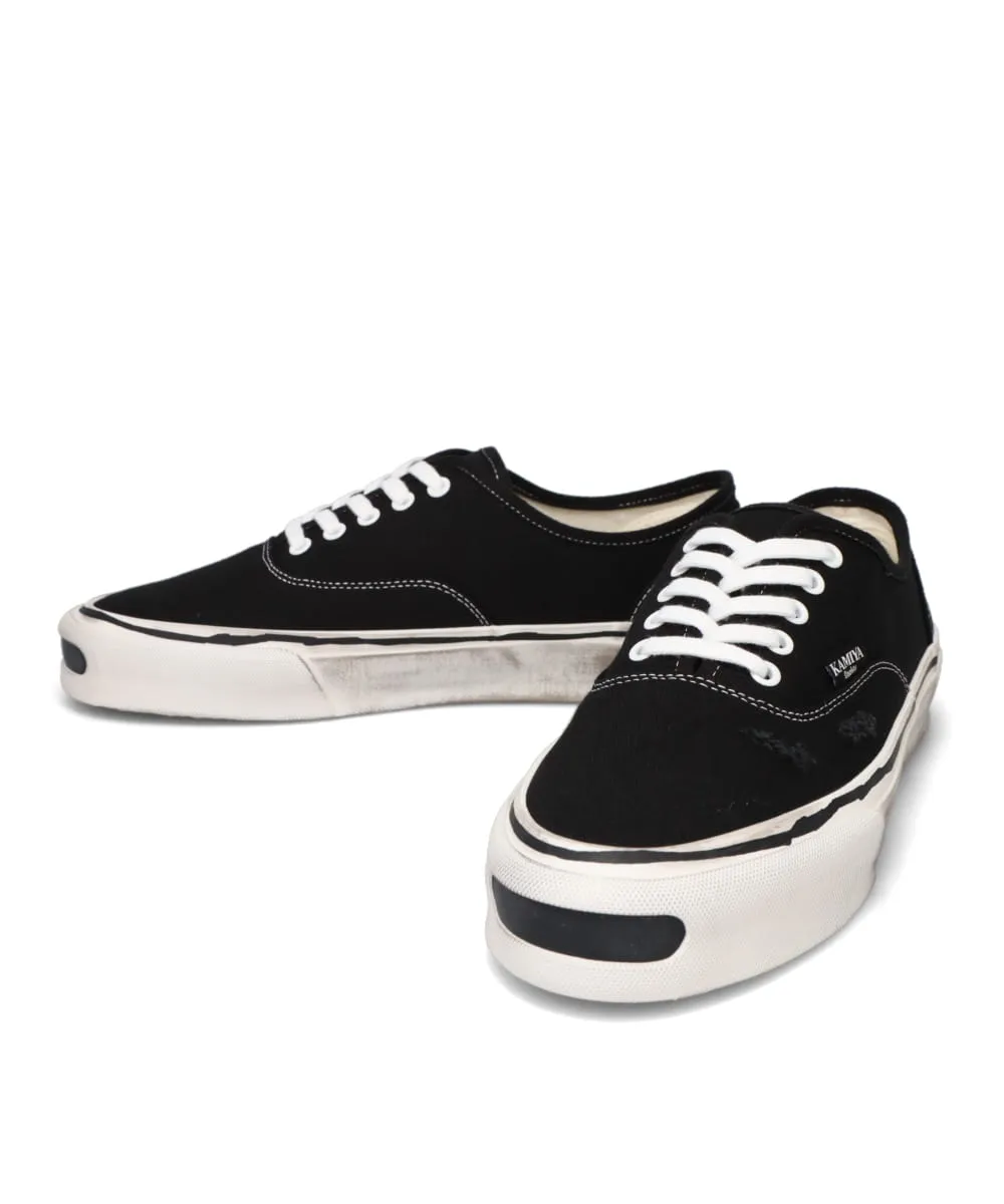 "HERC" DISTRESSED VULCANIZED SNEAKER